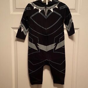 Marvel Avengers Black and Silver Superhero Coverall with Hood…size 12-18 months
